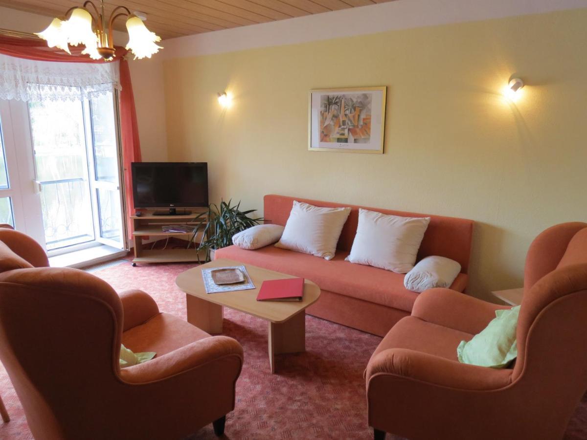 Hotel-Pension Schloss -Miramar 바트엘스터 외부 사진