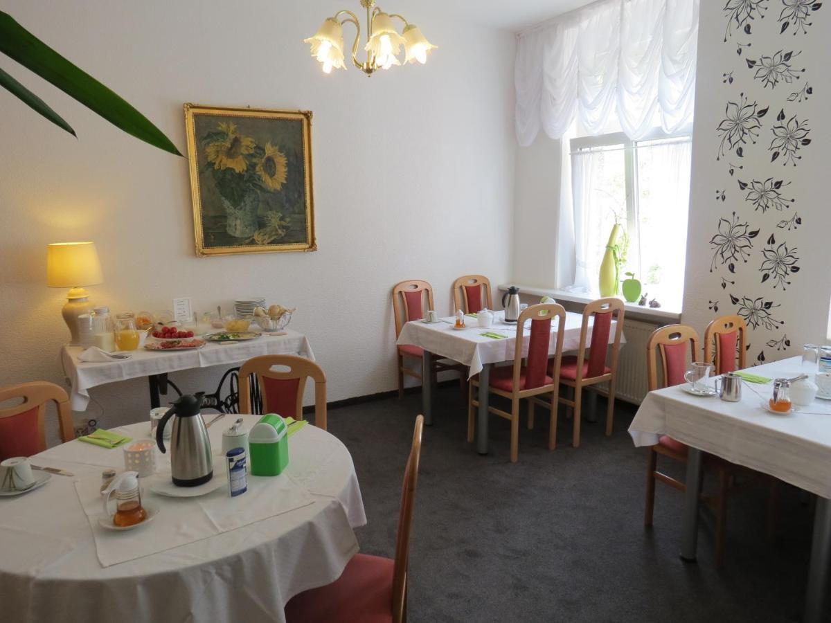 Hotel-Pension Schloss -Miramar 바트엘스터 외부 사진